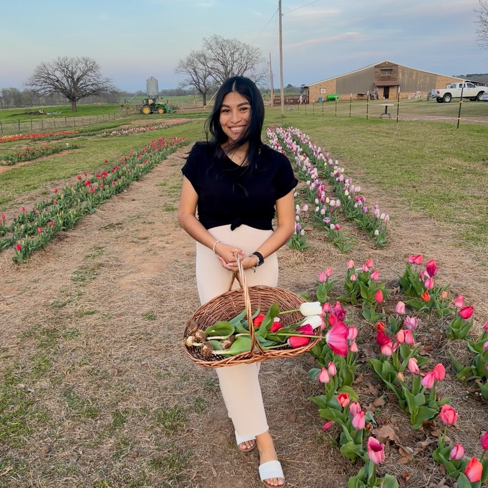 Meet your Posher, Lissette